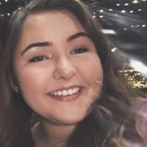 Meet your Posher, Carly